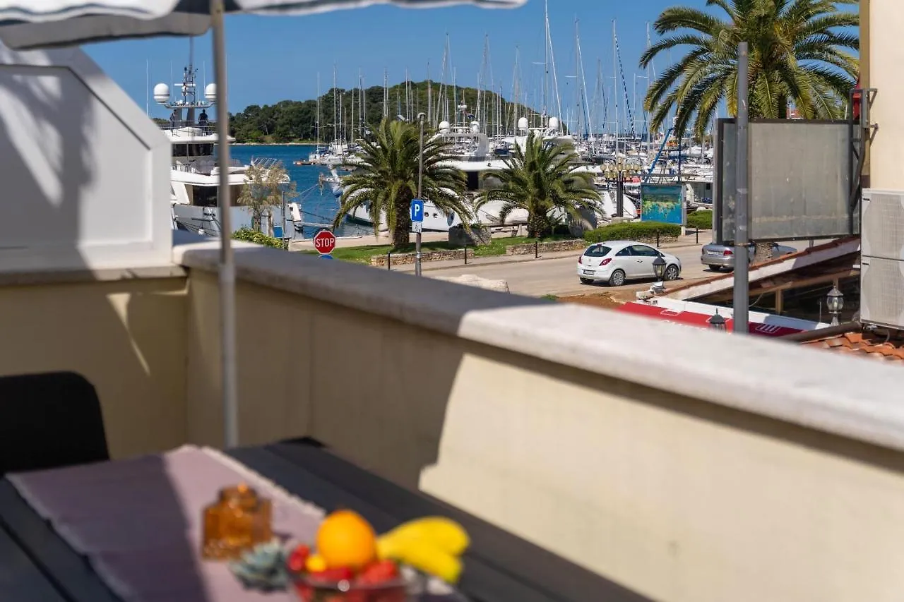 Apartments Deny Vrsar
