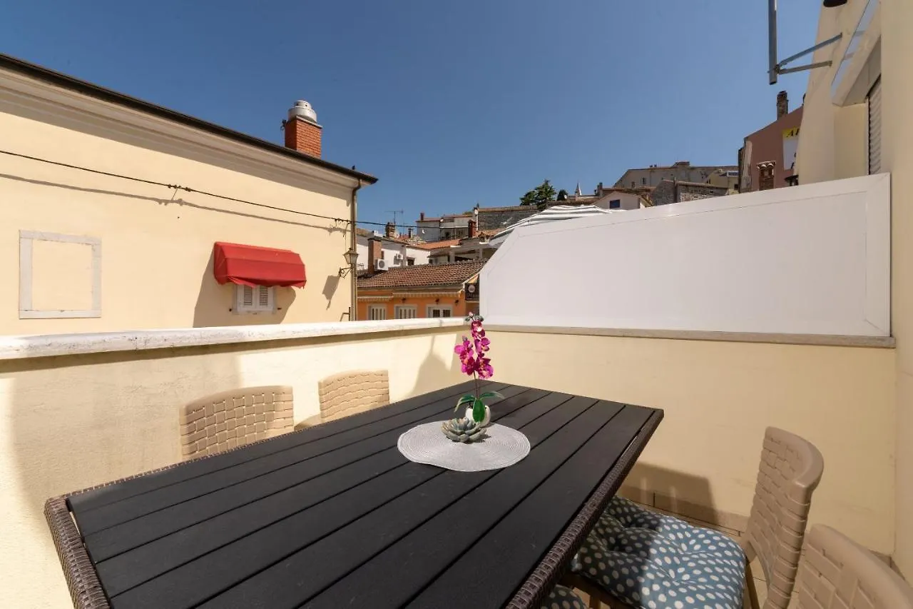 Apartments Deny Vrsar