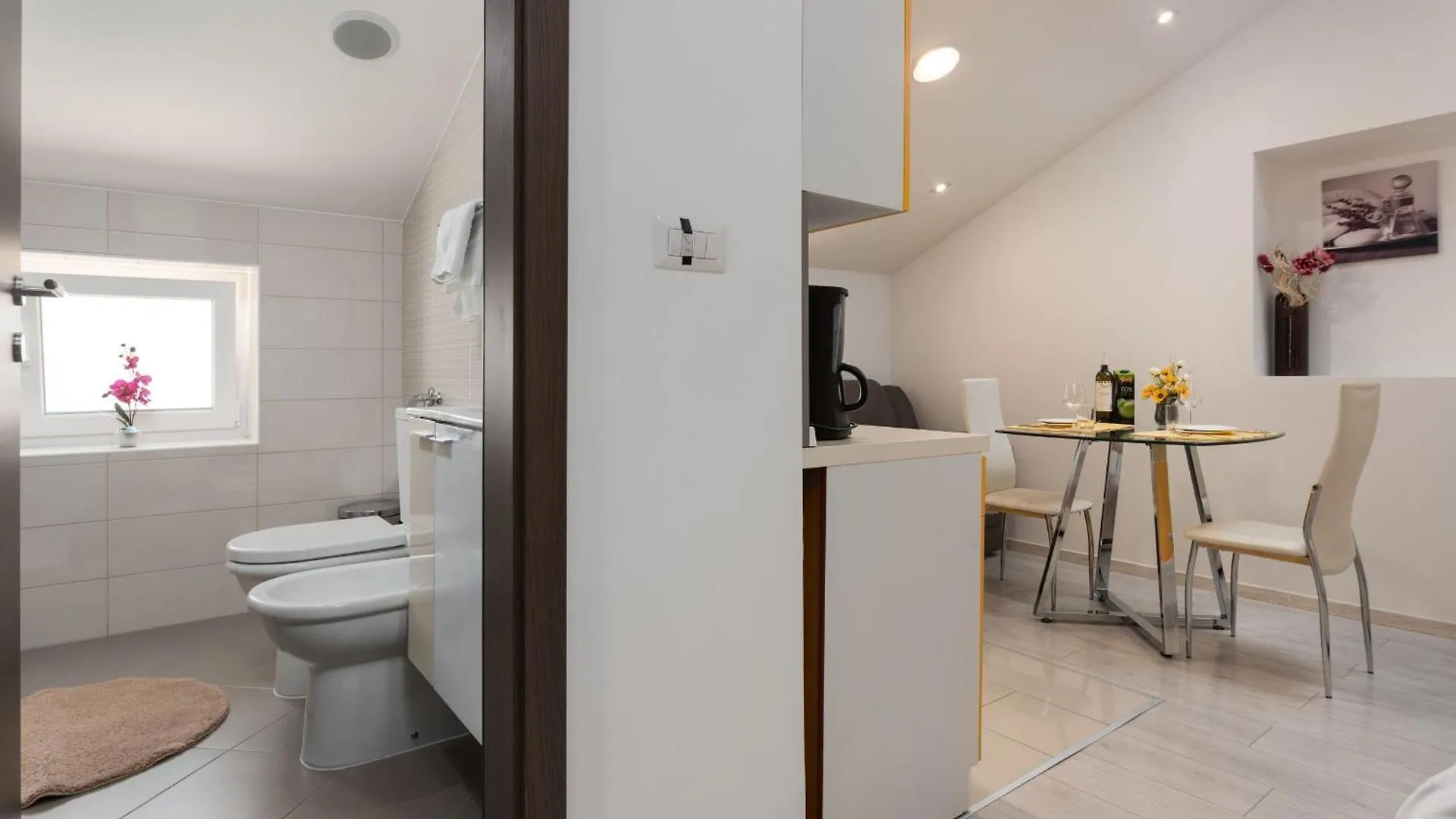 Apartments Deny Vrsar 0*,  Croatia